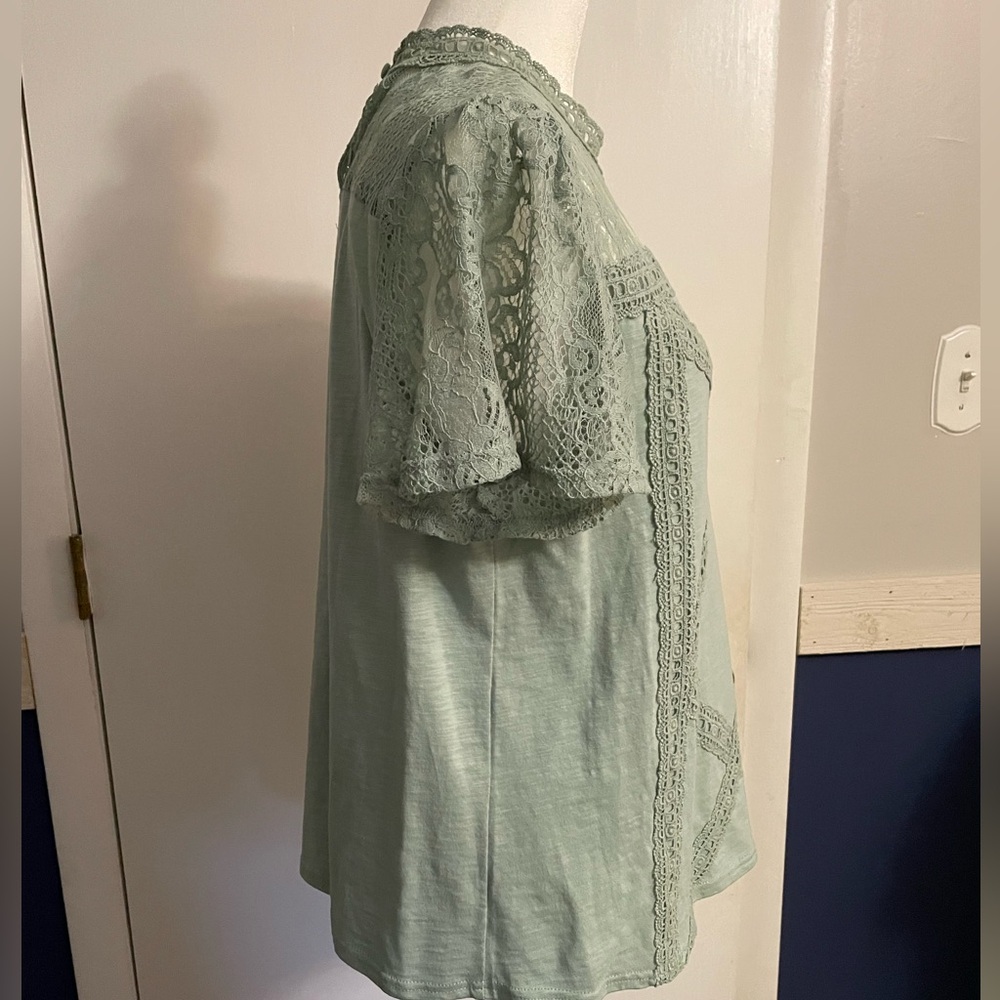 NWT Anthropologie Liliya Lace Top in color Allure sz L - Picture 2 of 11